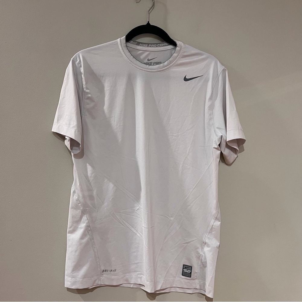 Nike Men’s White Pro Combat Top